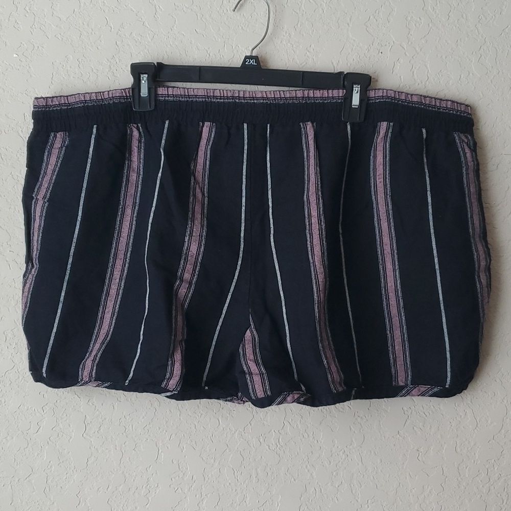 Lot of 2 Gap & Old Navy Women's Casual Shorts - Plus Size XXL (2XL) 🌛 - Picture 3 of 16